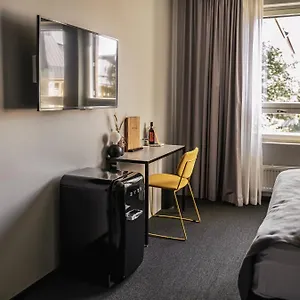 https://the-folks-hotel-konepaja.tophotelshelsinki.com