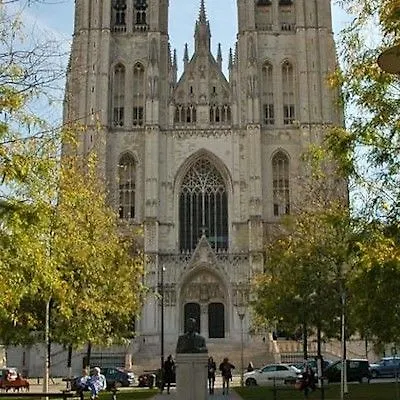 B-Aparthotel Grand Place Brussels 4*,